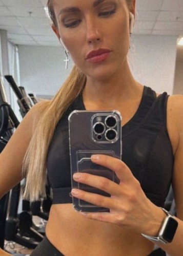 Николь, Г. Реутов